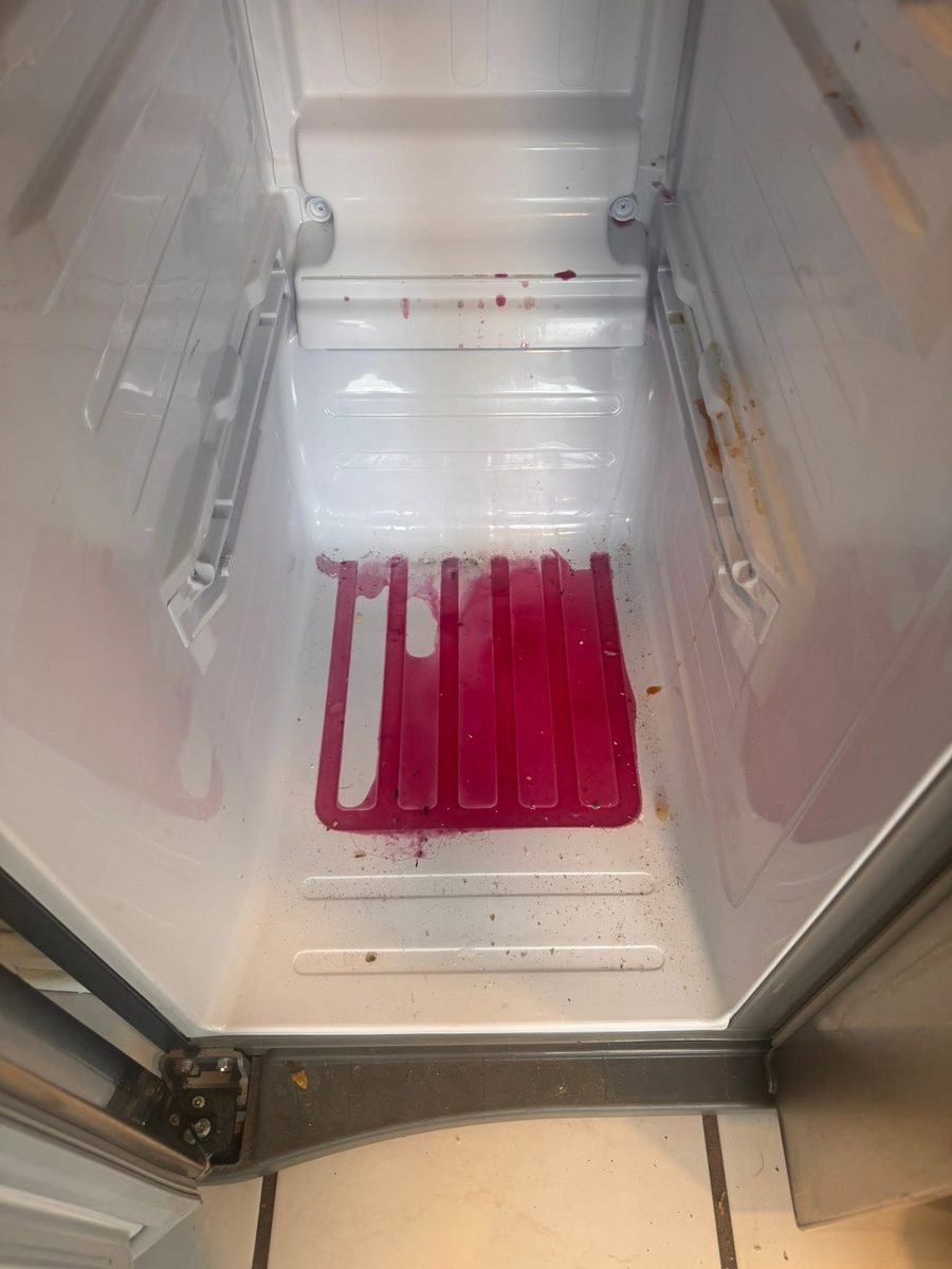 Refrigerator compartment before Tidy Sparkles cleaning