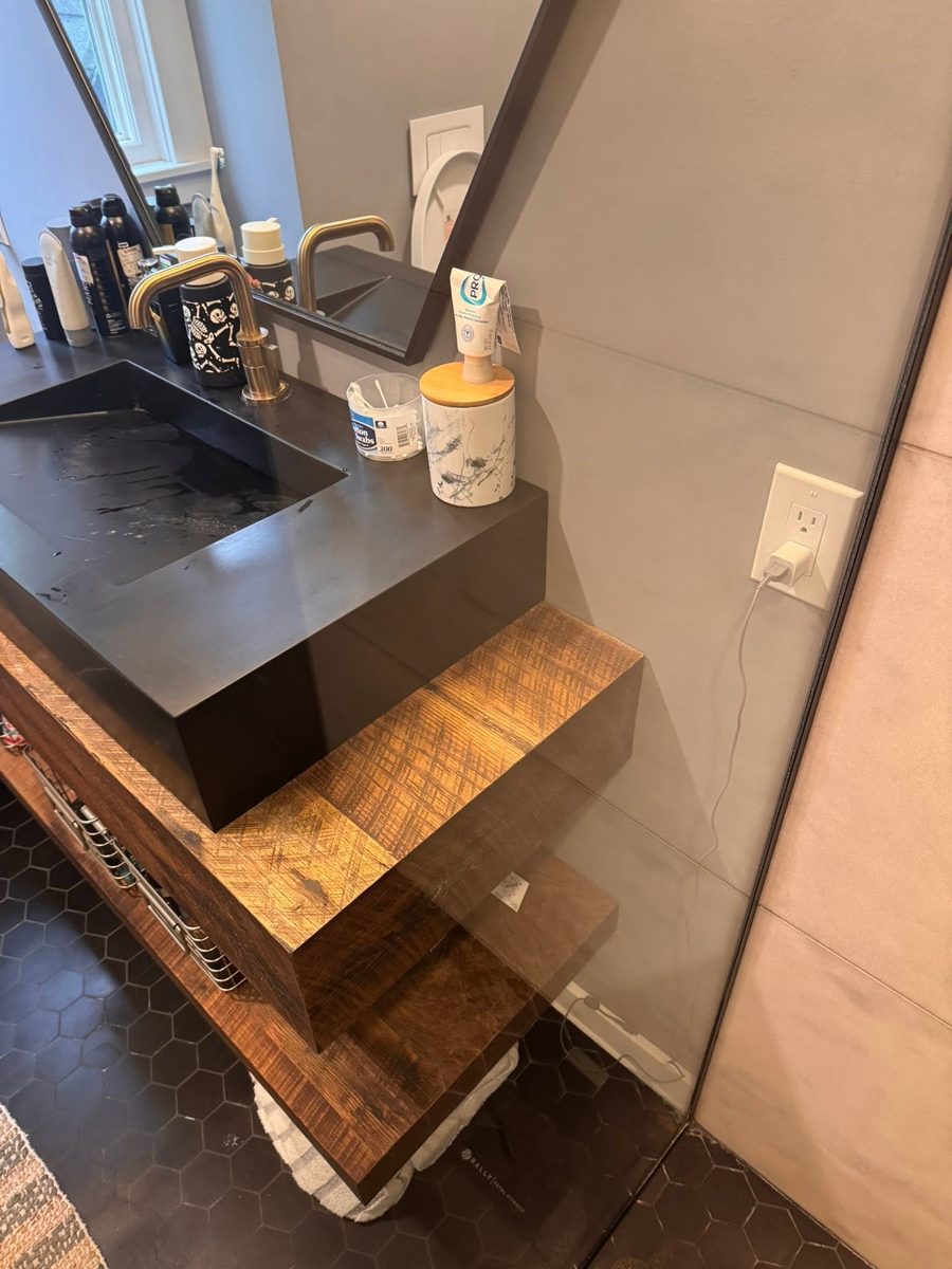 Glass shower door after Tidy Sparkles cleaning